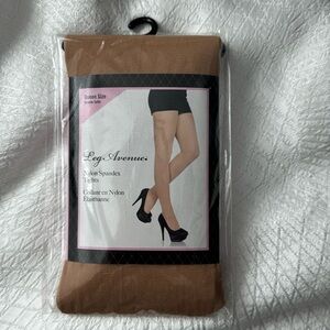Leg Avenue Nylon Spandex Tights (queen size/plus size)